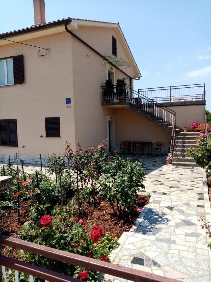 Apartments Rusin Linardići Buitenkant foto